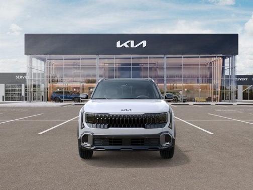 Snow White Pearl 2027 Kia Seltos X-Line S
