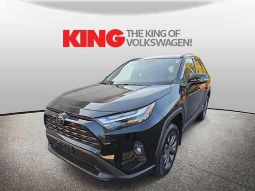 2025 Toyota RAV4 Hybrid XLE Premium