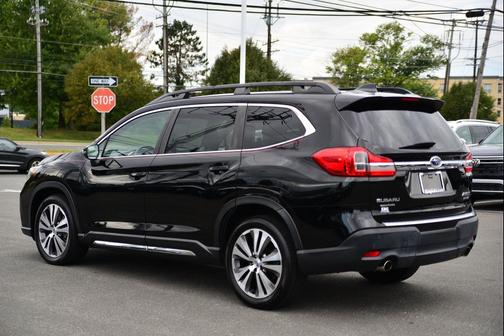 Crystal Black Silica 2019 Subaru Ascent Limited 8-Passenger