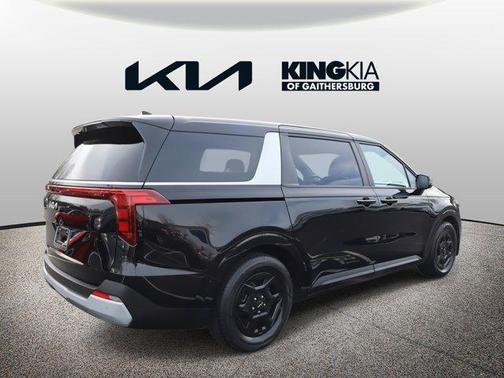 2025 Kia Carnival LXS