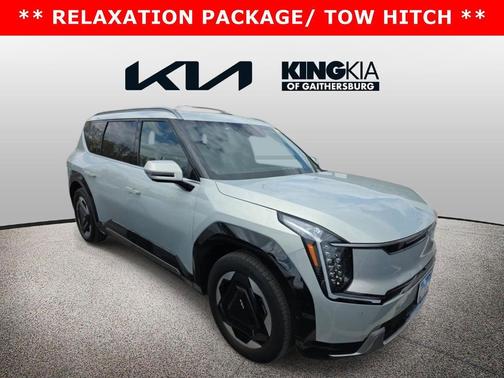 Ivory Silver 2024 Kia EV9 Land