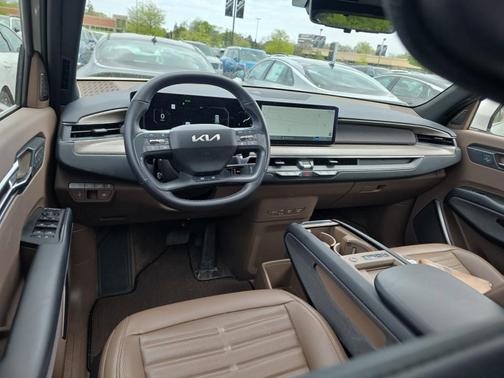 Ivory Silver 2024 Kia EV9 Land