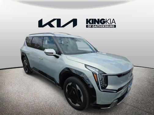 Ivory Silver 2024 Kia EV9 Land