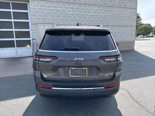 2021 Jeep Grand Cherokee L Laredo