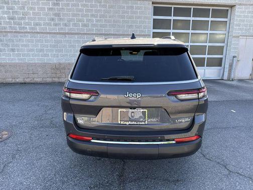 2021 Jeep Grand Cherokee L Laredo