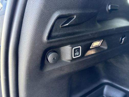 2021 Jeep Grand Cherokee L Laredo