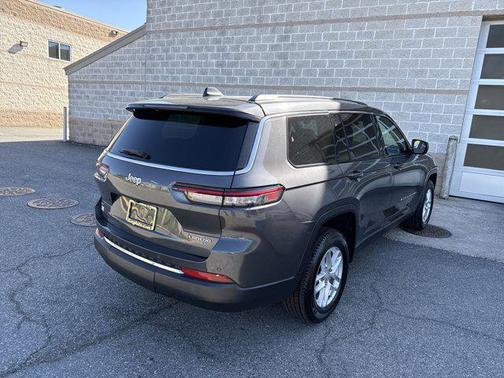 2021 Jeep Grand Cherokee L Laredo