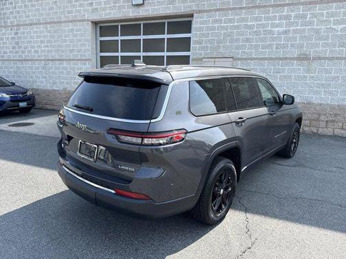 2021 Jeep Grand Cherokee L Laredo