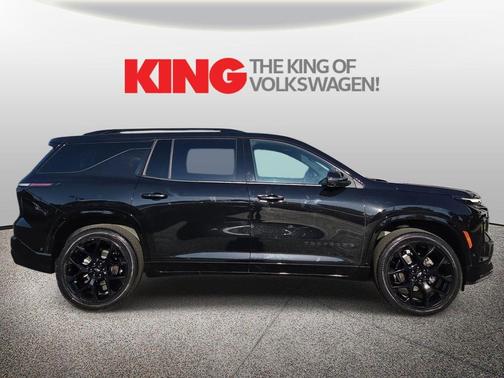 Mosaic Black Metallic 2024 Chevrolet Traverse RS