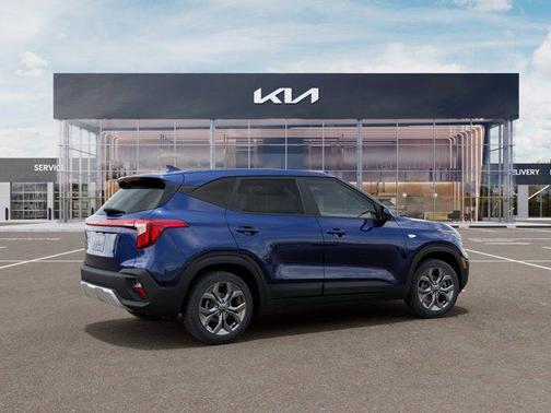 Blue 2026 Kia Seltos LX
