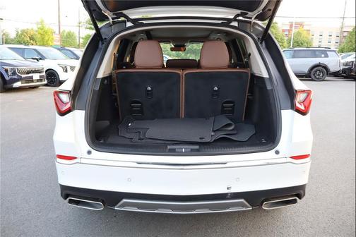 Platinum White 2025 Acura MDX w/Technology Package