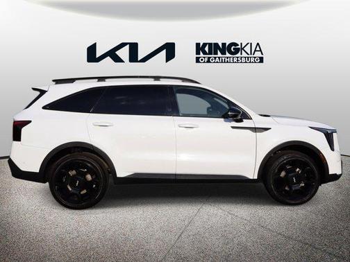 Glacial White Pearl 2024 Kia Sorento SX