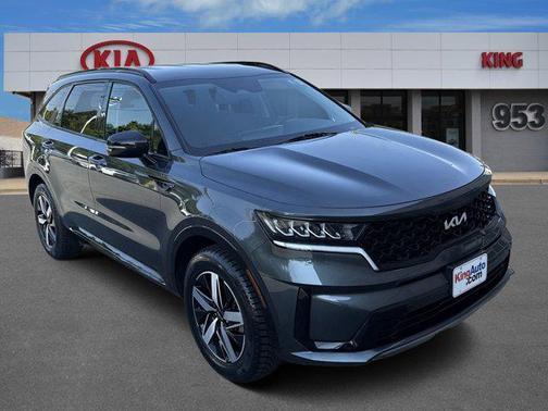 2022 Kia Sorento S
