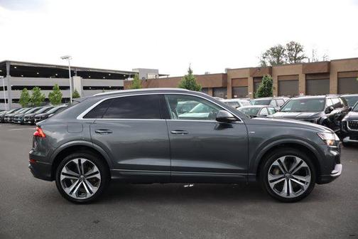 Daytona Gray Pearl 2020 Audi Q8 55 Prestige