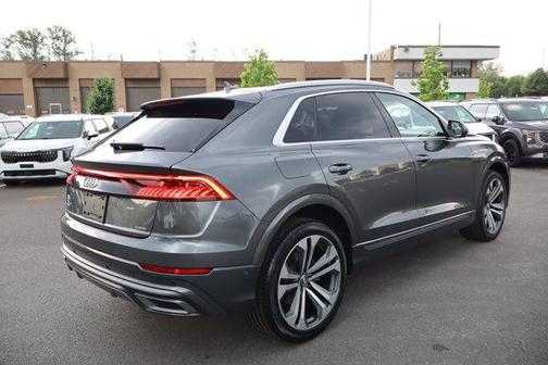 Daytona Gray Pearl 2020 Audi Q8 55 Prestige
