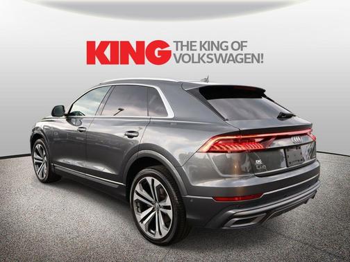 Daytona Gray Pearl 2020 Audi Q8 55 Prestige