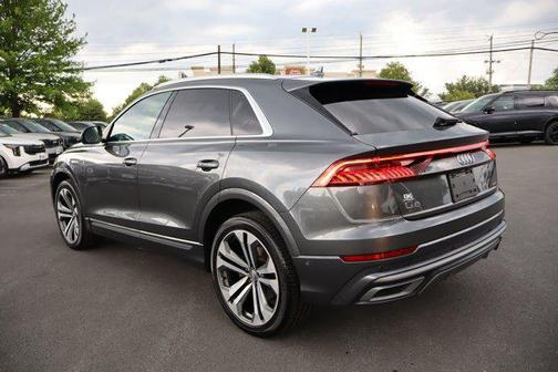 Daytona Gray Pearl 2020 Audi Q8 55 Prestige