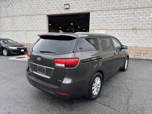 2015 Kia Sedona LX