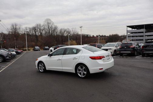 2014 Acura ILX 2.0L w/Premium Package