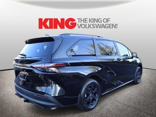 2026 Toyota Sienna Woodland Edition