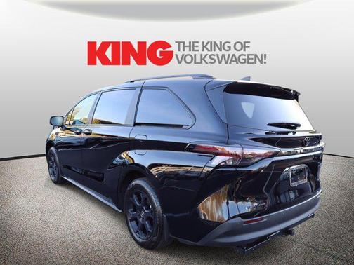 2026 Toyota Sienna Woodland Edition