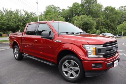 Ruby Red Metallic Tinted Clearcoat 2018 Ford F-150 XLT
