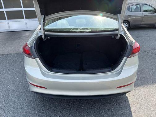 2018 Hyundai ELANTRA Value Edition