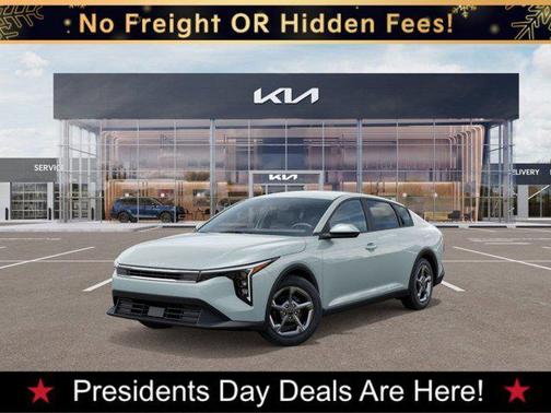 2026 Kia K4 LXS