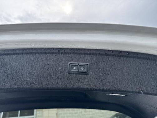 2023 Audi Q5 40 Premium Plus