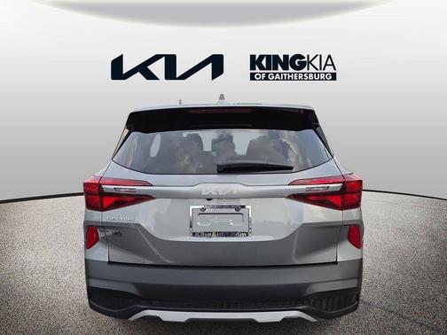 Steel Gray 2023 Kia Seltos LX