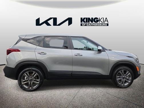 Steel Gray 2023 Kia Seltos LX