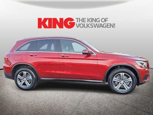 designo Cardinal Red Metallic 2017 Mercedes-Benz GLC 300 4MATIC