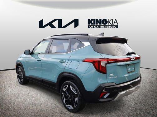 Pluton Blue/Black Roof 2024 Kia Seltos SX