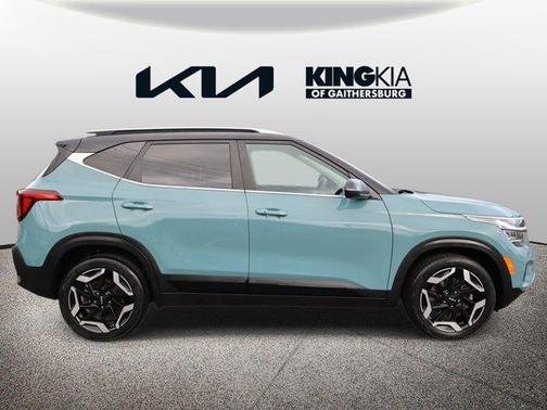 Pluton Blue/Black Roof 2024 Kia Seltos SX