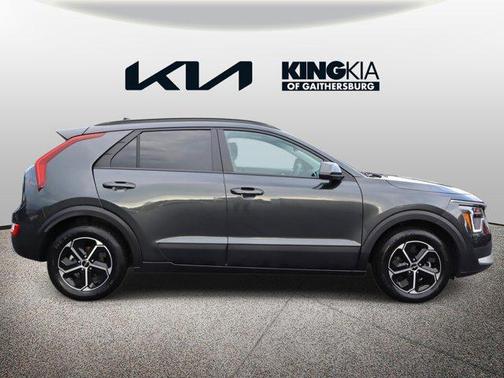 Graphite Gray 2024 Kia Niro LX