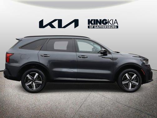 2022 Kia Sorento S