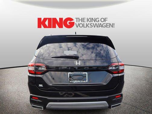 Crystal Black Pearl 2023 Honda Pilot Elite