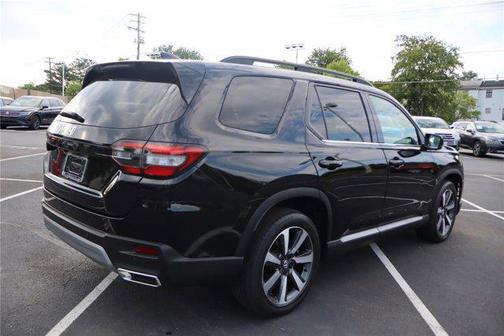 Crystal Black Pearl 2023 Honda Pilot Elite