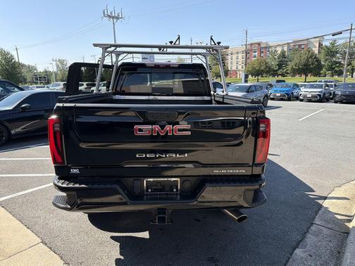 Onyx Black 2024 GMC Sierra 2500 Denali
