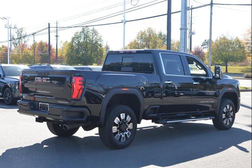 Onyx Black 2024 GMC Sierra 2500 Denali