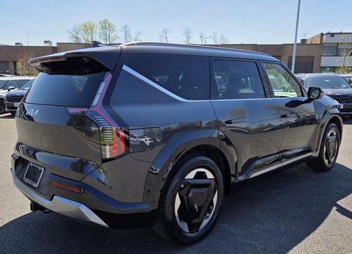 Panthera Metal 2024 Kia EV9 Land