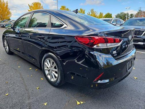 2019 Hyundai SONATA SE