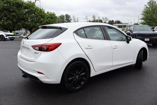 Snowflake White Pearl Mica 2017 Mazda Mazda3 Touring