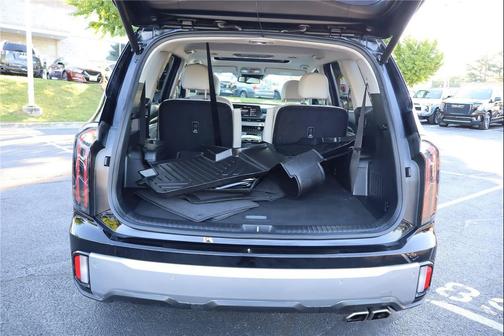 Ebony Black 2023 Kia Telluride EX