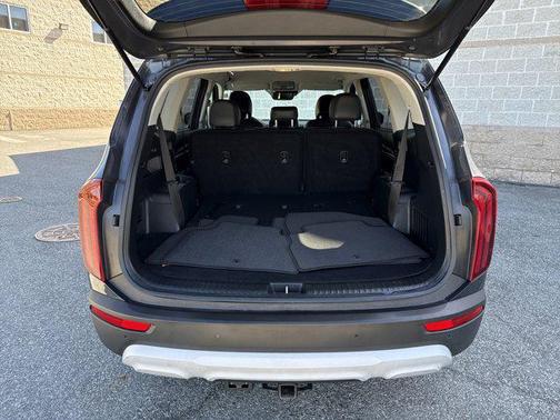 2022 Kia Telluride LX