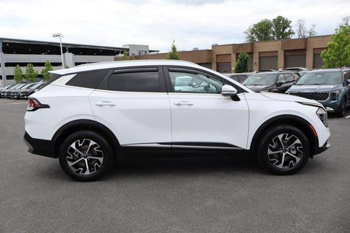 Glacial White Pearl 2023 Kia Sportage EX