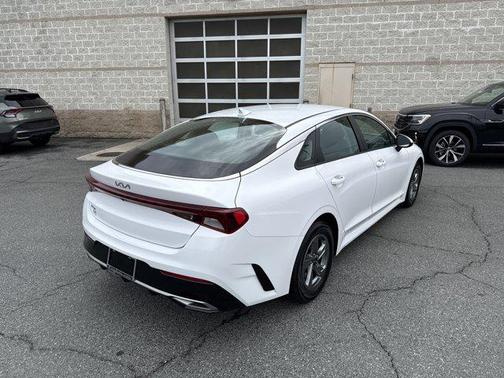 2022 Kia K5 LXS