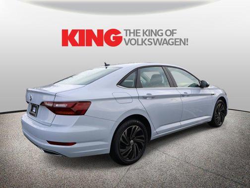 White Silver Metallic 2019 Volkswagen Jetta 1.4T SEL Premium