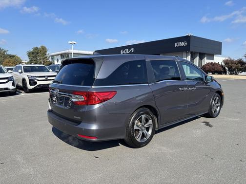 Crystal Black Pearl 2018 Honda Odyssey Touring