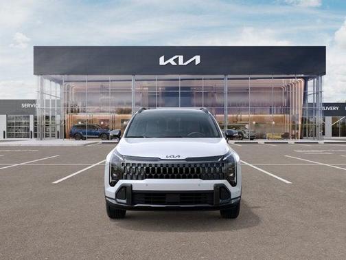 Snow White Pearl 2027 Kia Sportage X-Line